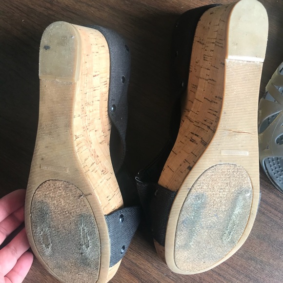 Shoes - Picture 3 of 3